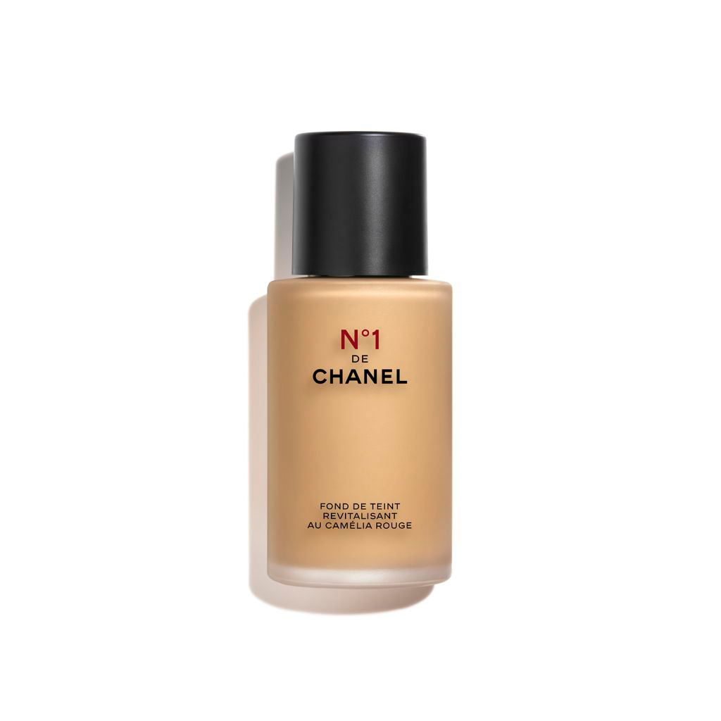 CHANEL N°1 DE CHANEL REVITALISIERENDE FOUNDATION VERLEIHT LEUCHTKRAFT - SPENDET FEUCHTIGKEIT - SCHÜTZT