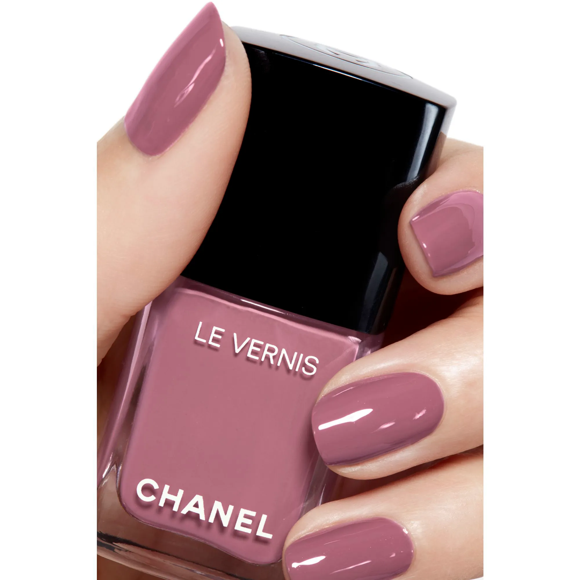 CHANEL LE VERNIS NAGELLACK – FARBE UND GLANZ MIT LANGEM HALT